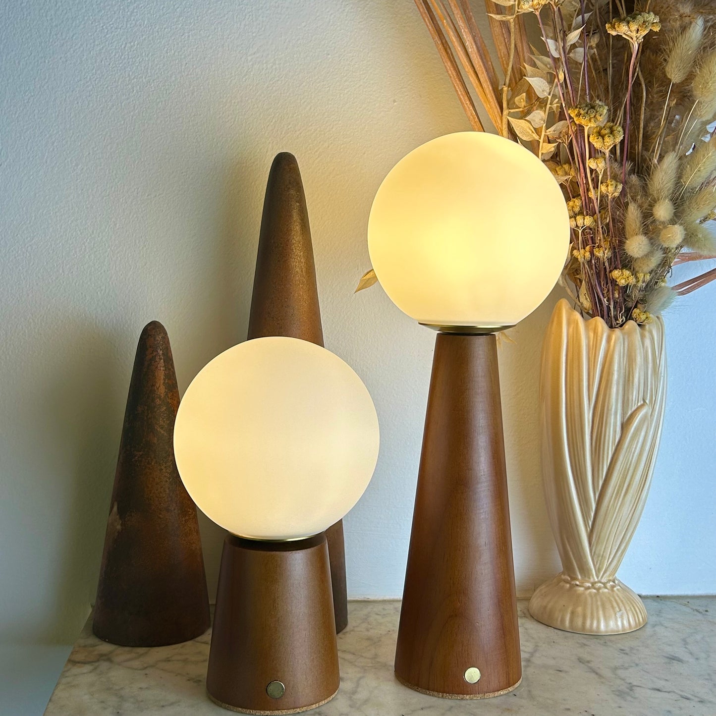 Rechargable touch lamp - small Deco cone - teak style