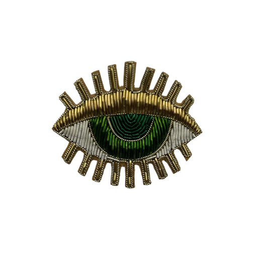 Double lashes green eyes pin / brooch