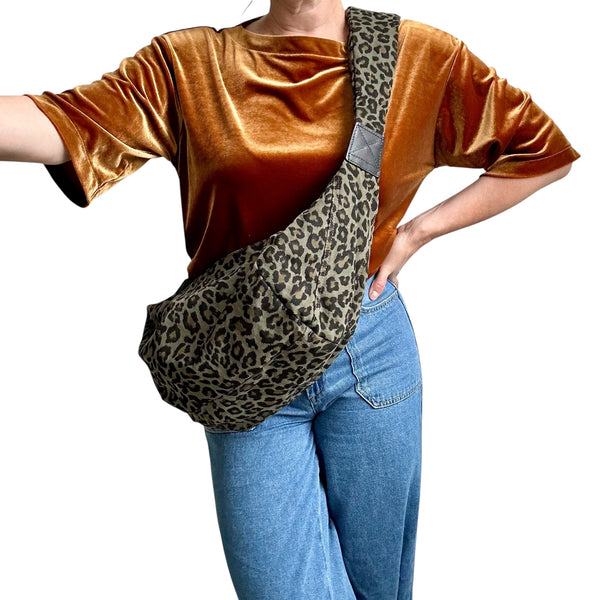 New_large_green_leopard_Brixto