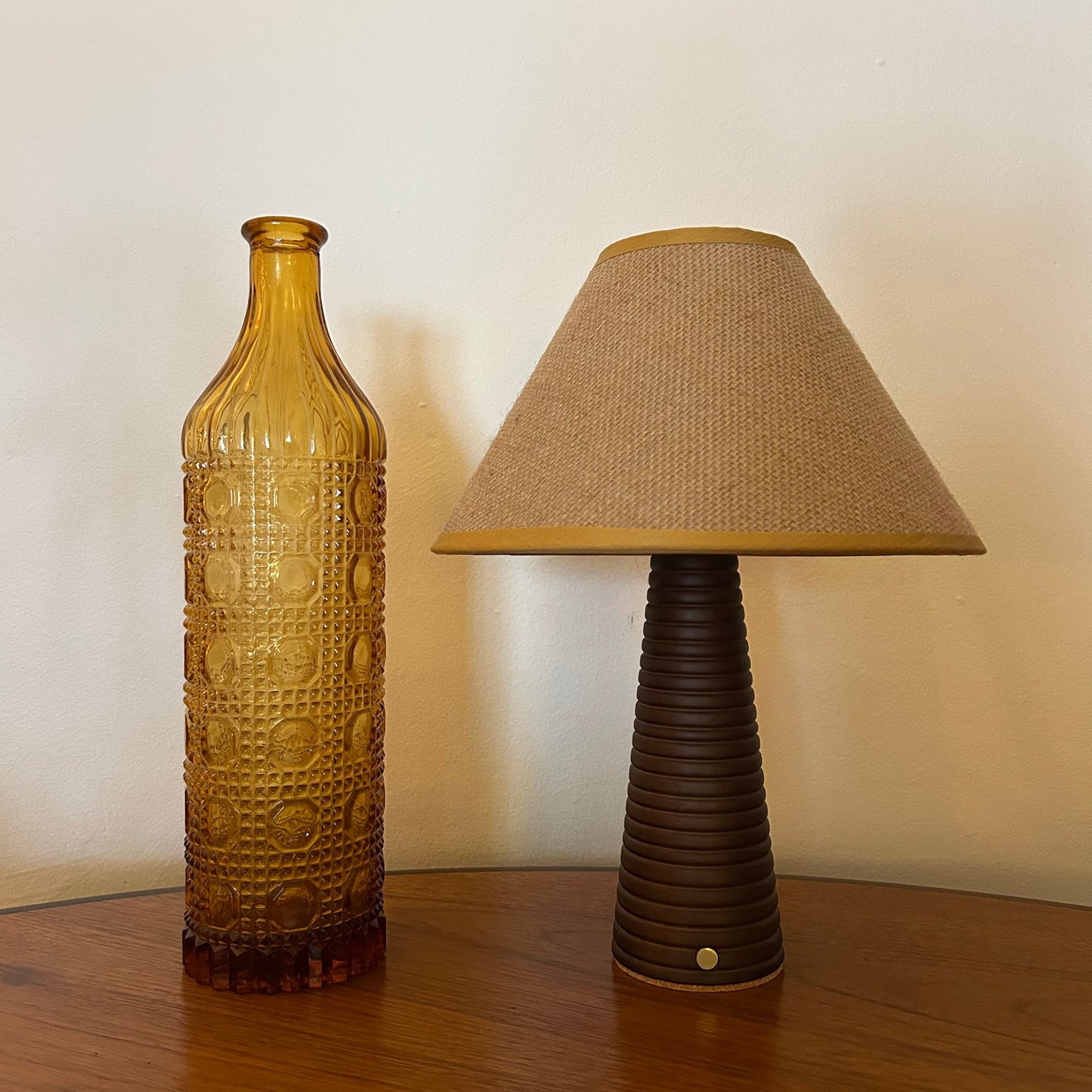 Ribbed Walnut style rechargeable touch lamp with hessian shade