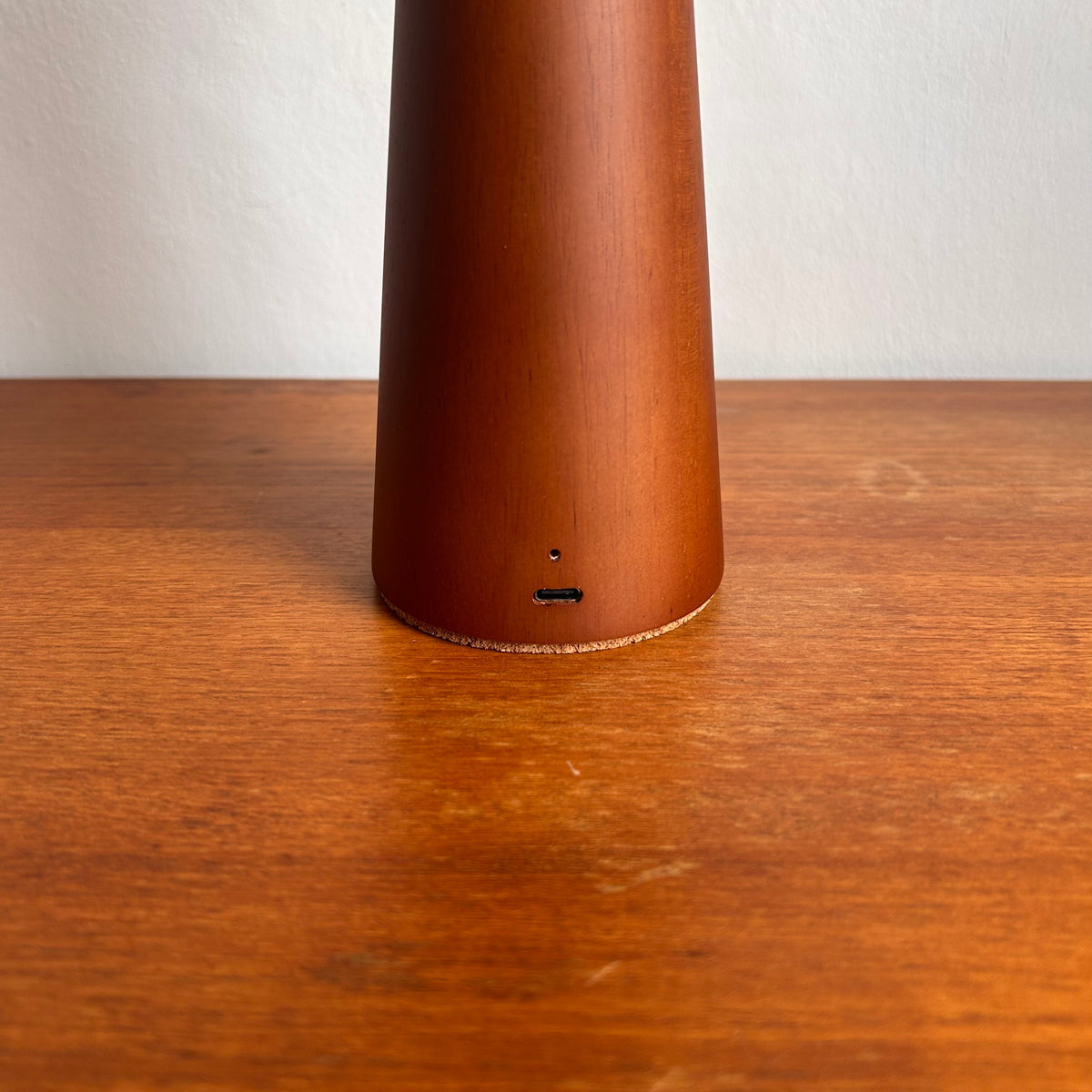 Smooth Teak style rechargeable touch lamp with small rope drum shade