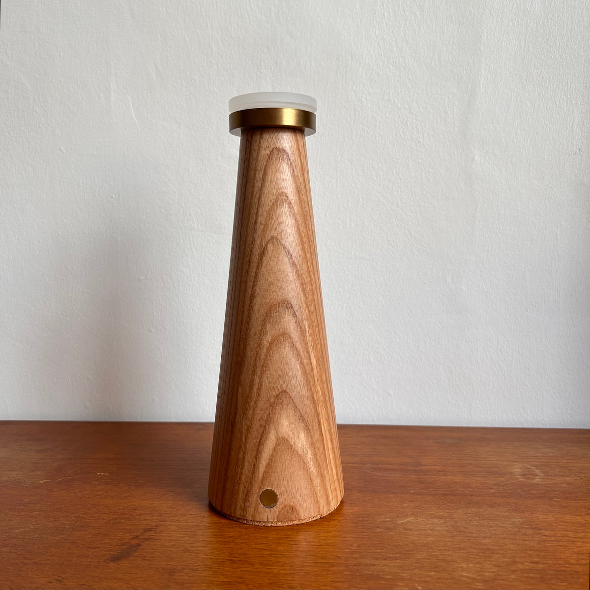 Smooth Beech style rechargeable touch lamp with small rope drum shade