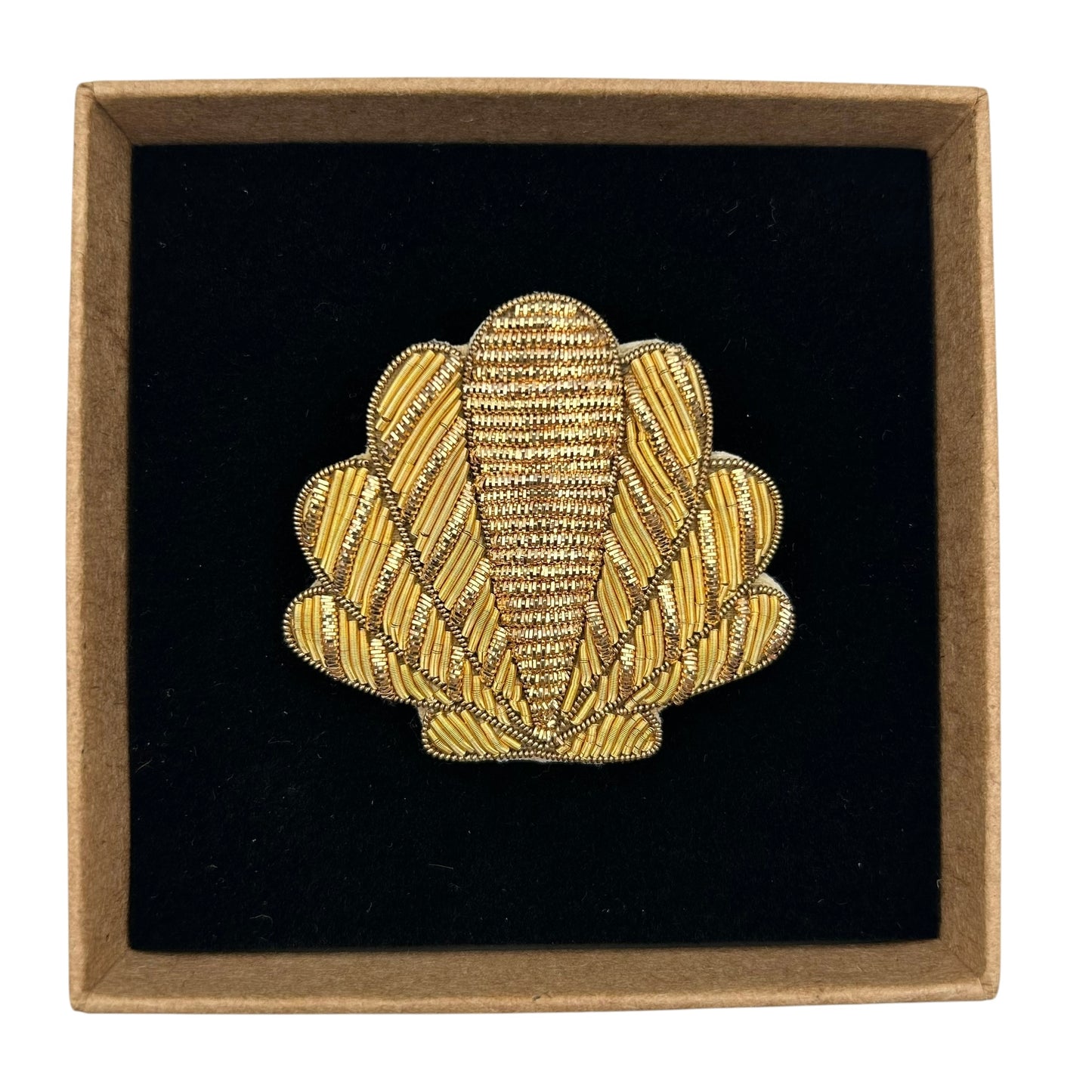 Golden Shell brooch / pin